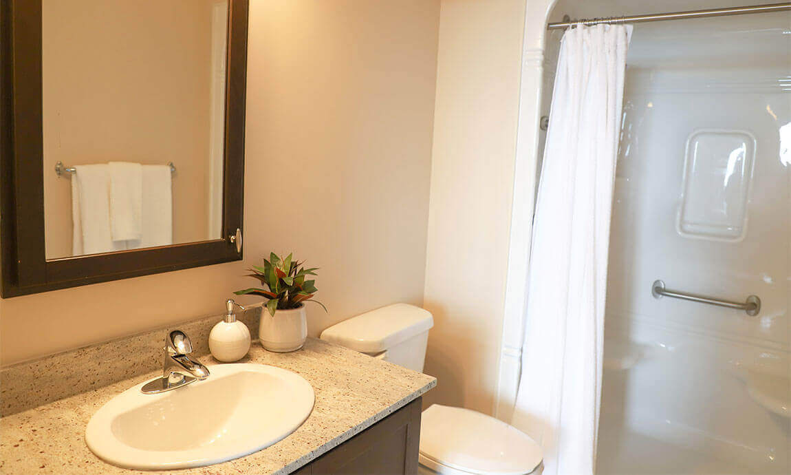 Bathroom, Resident Suite, Parkland on the Glen (Mississauga, Ontario)