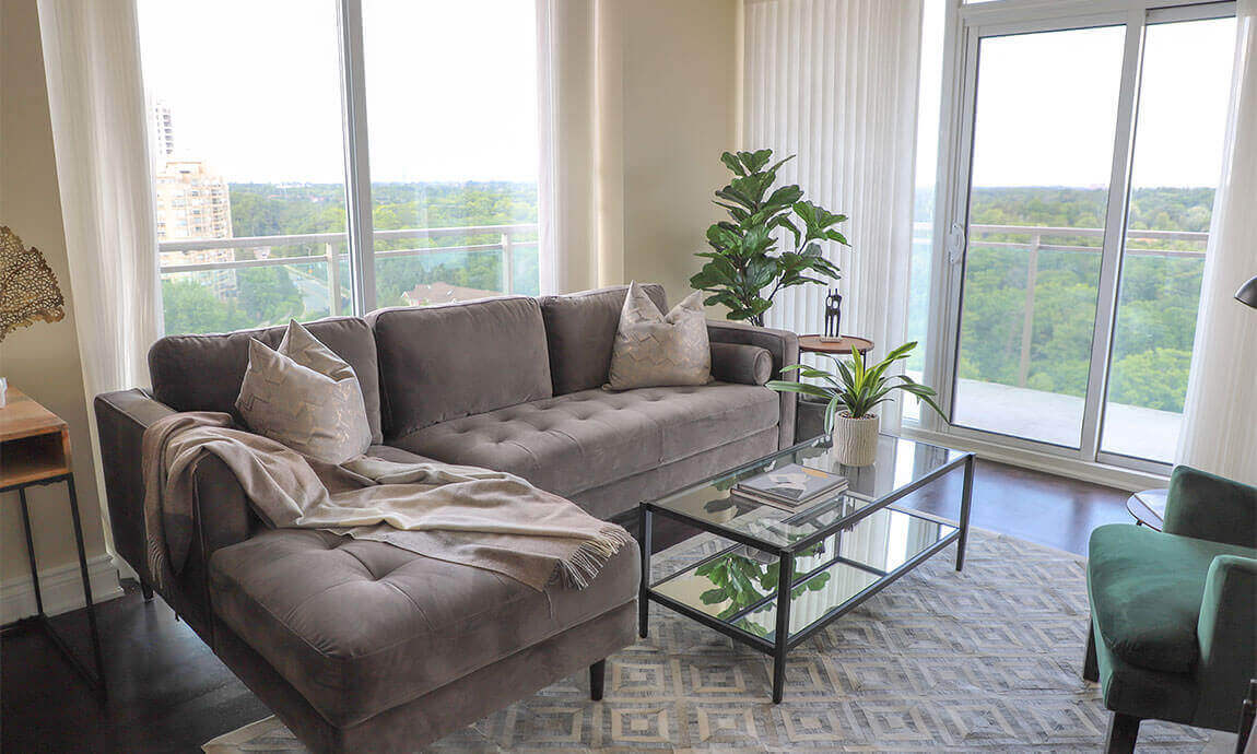 Living Room, Resident Suite, Parkland on the Glen (Mississauga, Ontario)